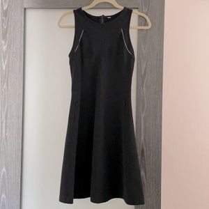 Lululemon &go 'Til Dawn Dress 🖤 size 6